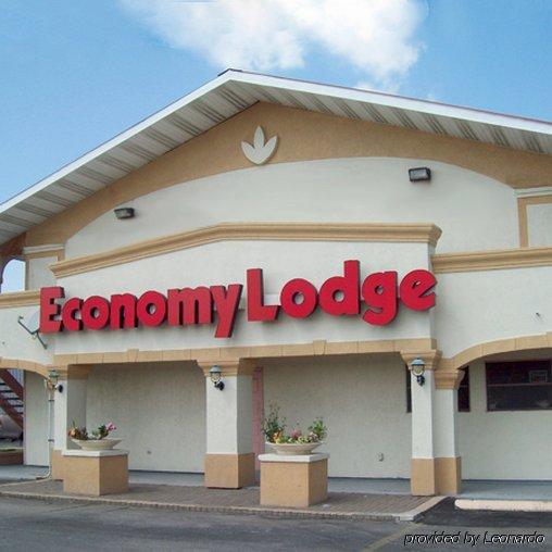 Economy Lodge Texas City Refinery Экстерьер фото