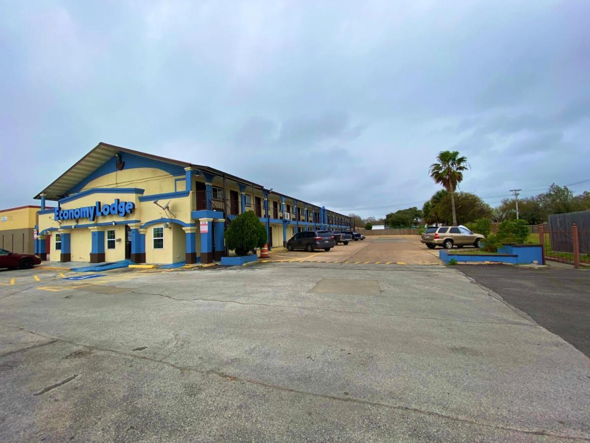 Economy Lodge Texas City Refinery Экстерьер фото