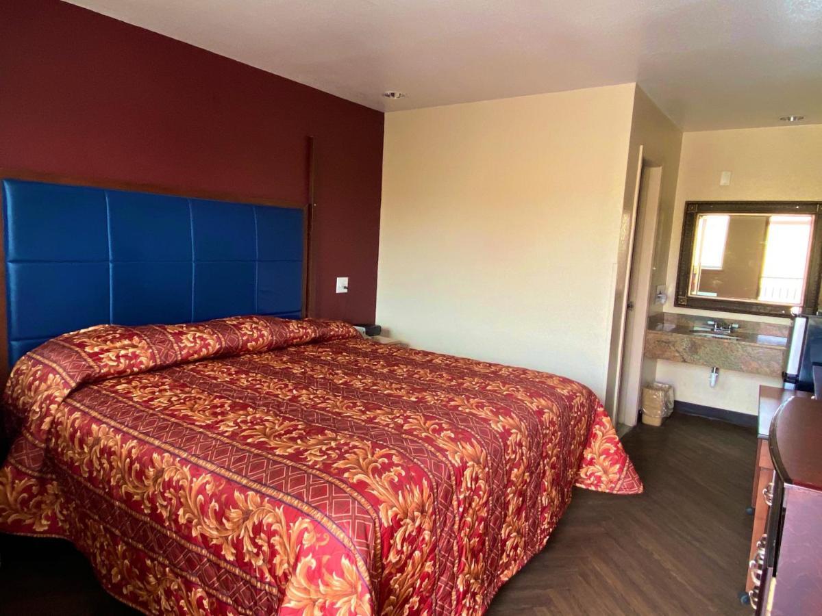 Economy Lodge Texas City Refinery Экстерьер фото