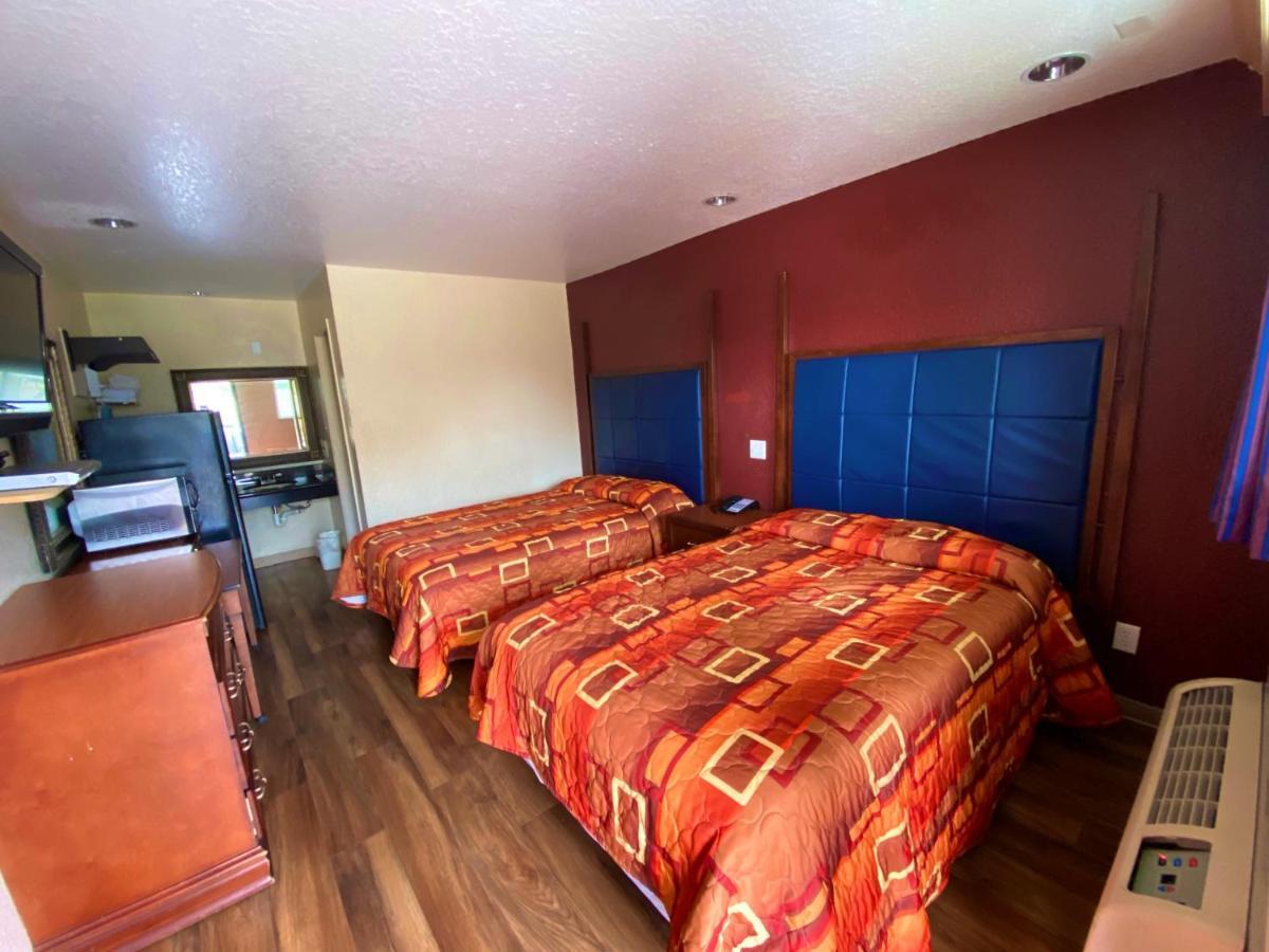 Economy Lodge Texas City Refinery Экстерьер фото